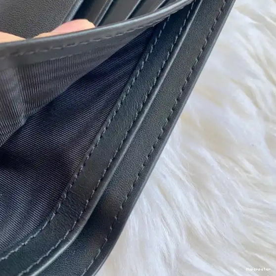 Hyperpeter WALLET GUCCI 0612
